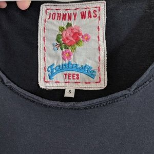 5/$25 ⭐😍 Johnny Was Fantastic Tees Size Small